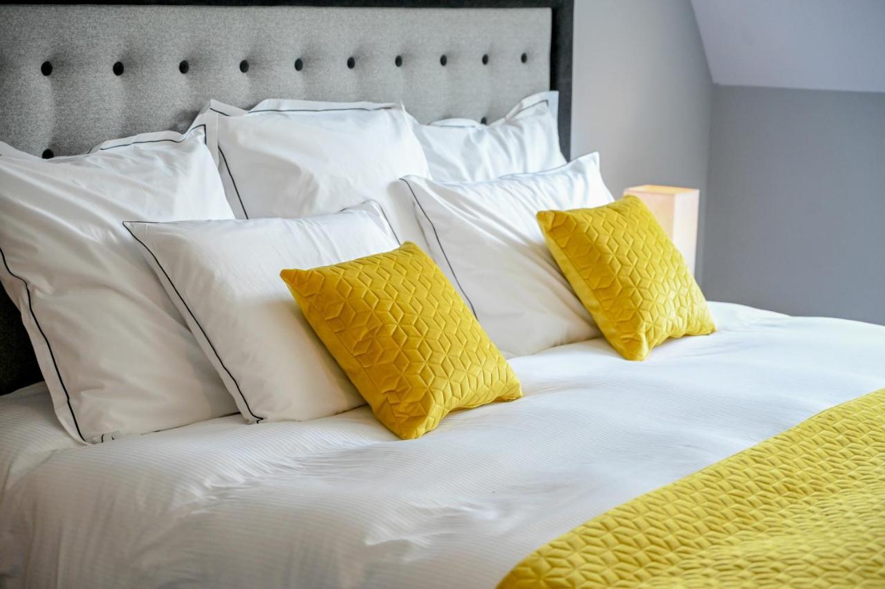 La Fontaine Dort Bed & Breakfast Tessy-sur-Vire ภายนอก รูปภาพ